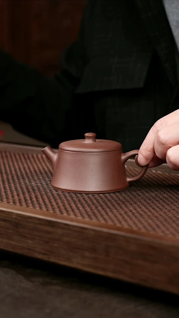 茶壶紫砂微瑕 底槽清云柱
