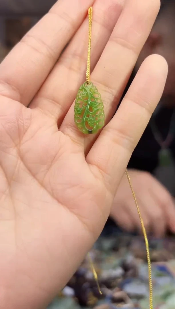 【闪购商品】和田玉挂件未镶嵌拍一发一