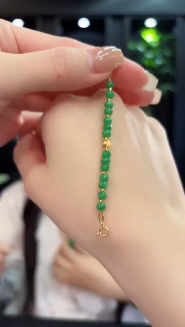 吊坠(不含链)18K金镶嵌翡翠缅料A货/多样性发货/一件