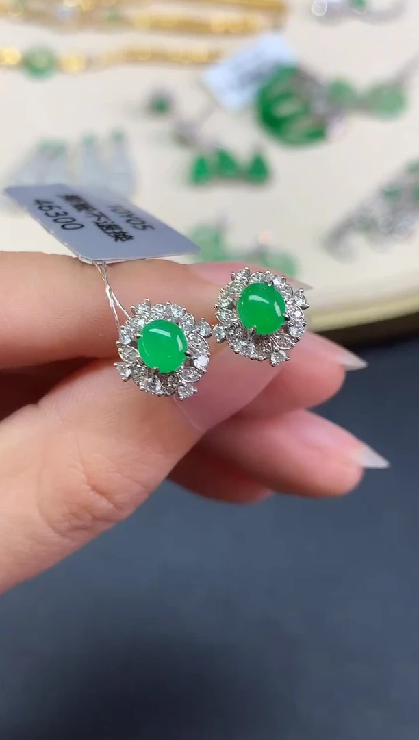 18K金镶嵌翡翠耳饰耳饰|9800