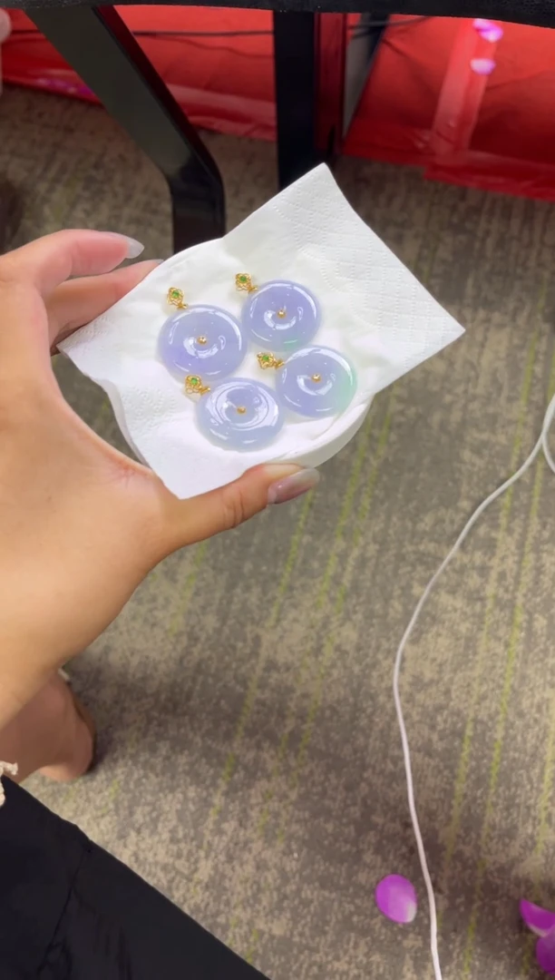 翡翠18K金镶嵌颈饰L215多样性发一件/配绳子