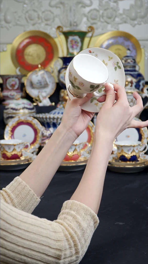 骨瓷婷婷中古器物如图所示27