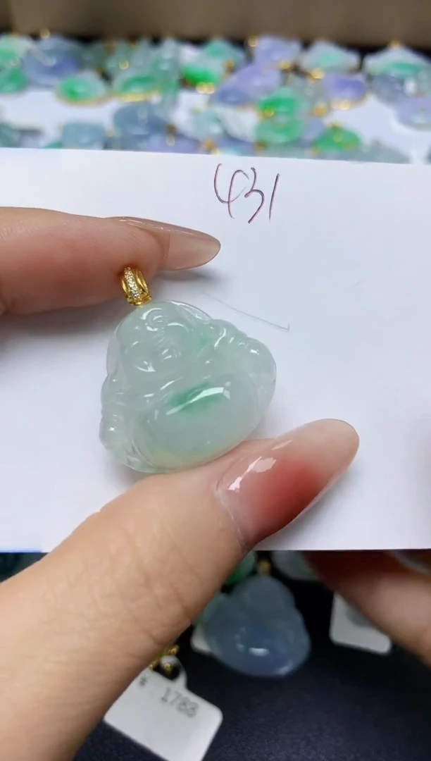 翡翠未镶嵌颈饰 天然缅甸翡翠A货