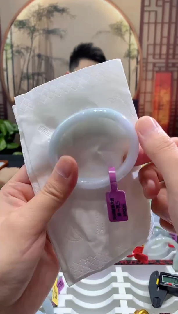 未镶嵌手镯翡翠000051826
