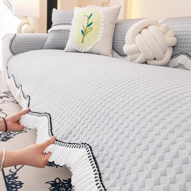 2025夏季新款冰丝凉豆豆沙发垫一片式异形固定防滑防猫抓沙发垫子