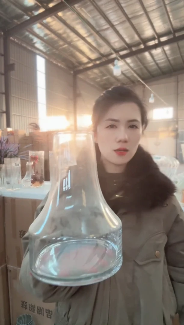 283直播玻璃花瓶