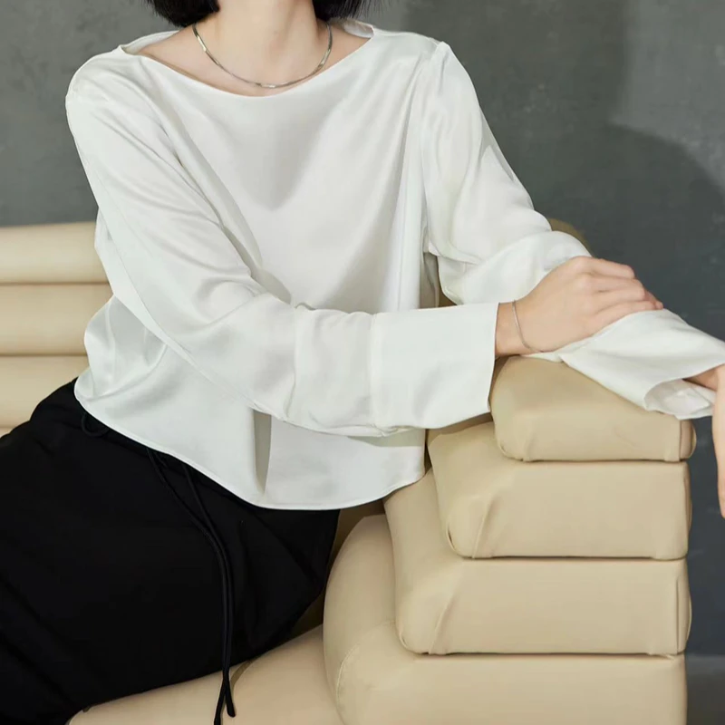 宝丫轻奢  女式气质显瘦一字领垂感长袖衬衫B9645