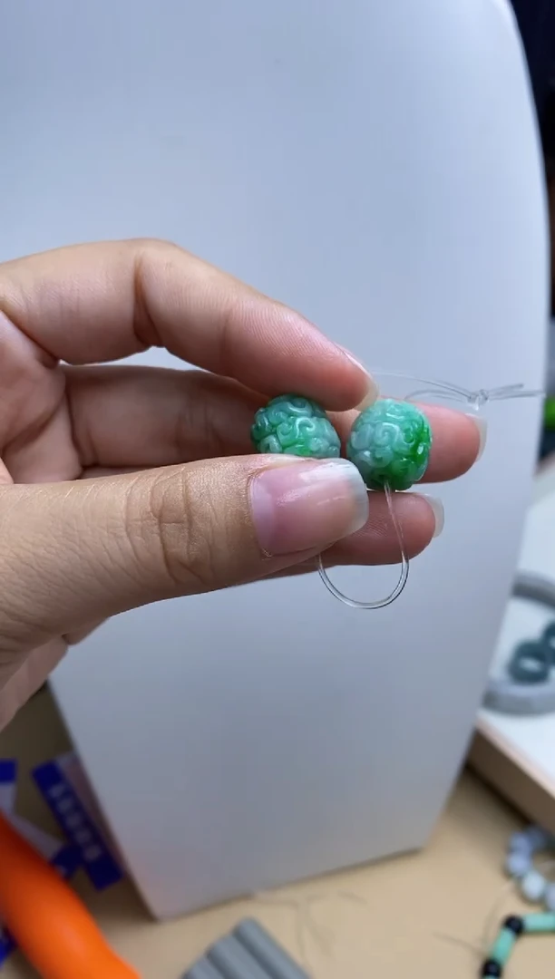 未镶嵌定制翡翠百*䷾珠子