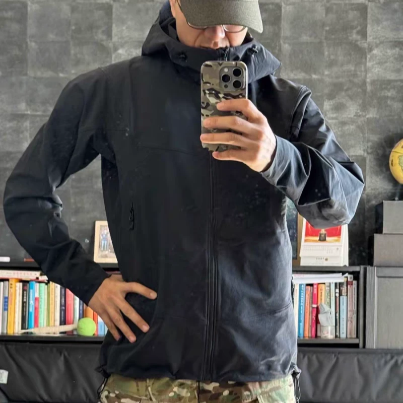 休闲外套软壳连帽春夏轻薄商务户外压胶防风冲锋衣