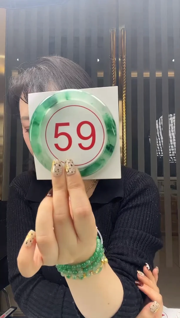 未镶嵌手镯石英质玉38