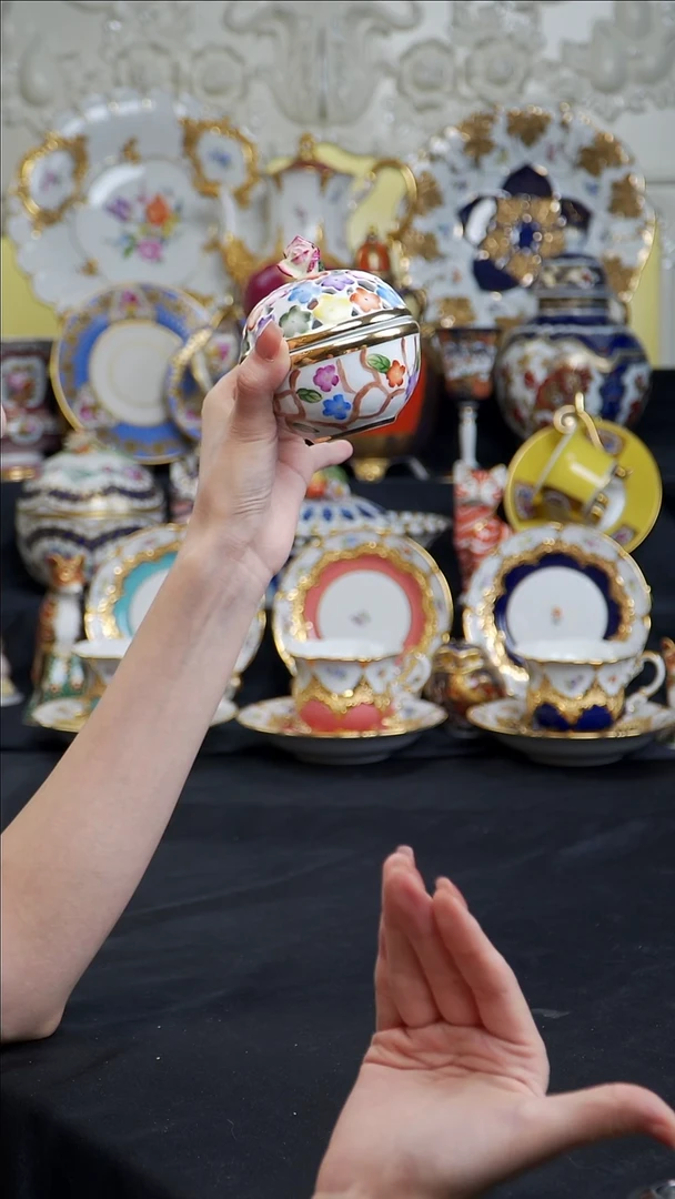 骨瓷婷婷中古器物如图所示87
