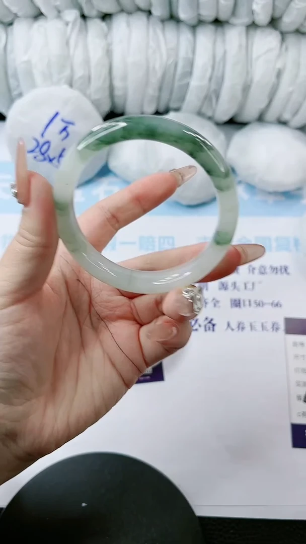 【闪购商品】石英质玉手镯未镶嵌多样性发货L208