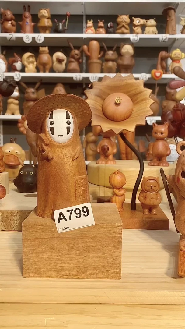 【闪购商品】木木雕摆件可爱卡通