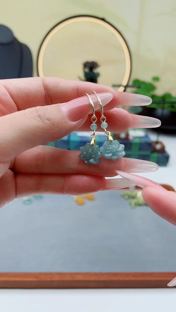 银S925镶嵌翡翠耳饰00翡翠莲花