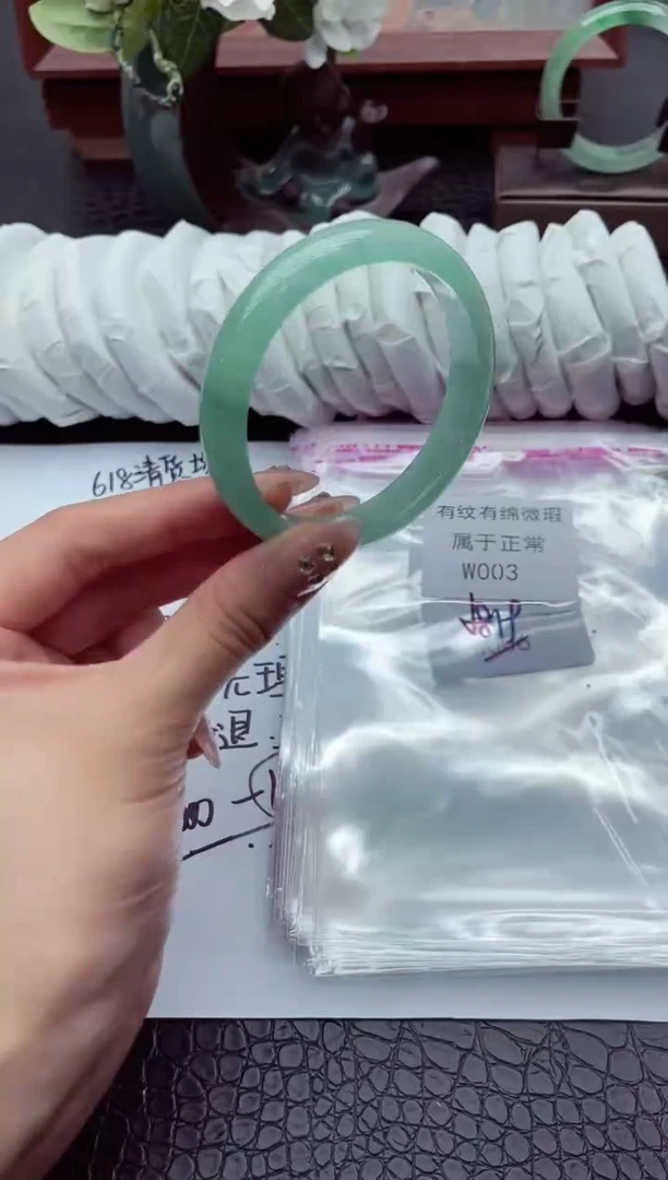 翡翠手镯未镶嵌W003所见即所得！姐姐们速度去冲！！！