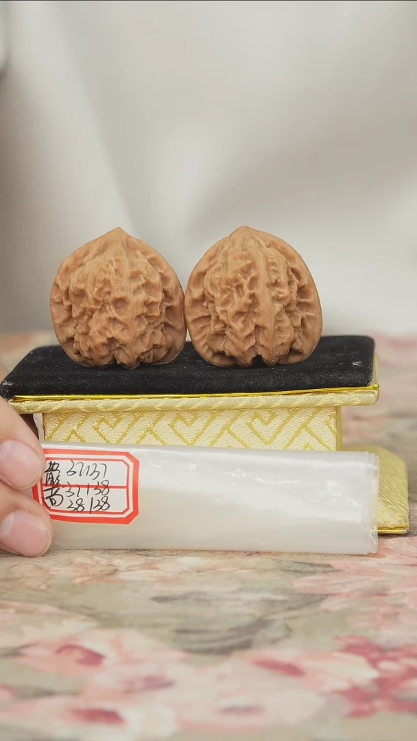 把件文玩核桃马蹄