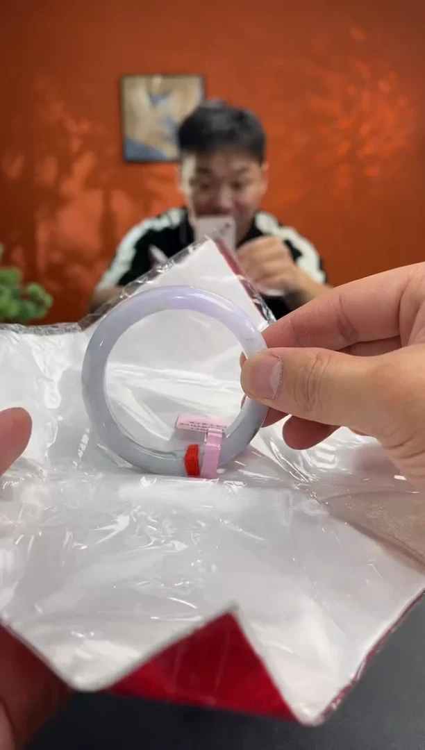 未镶嵌手镯翡翠翡翠手镯（微瑕）