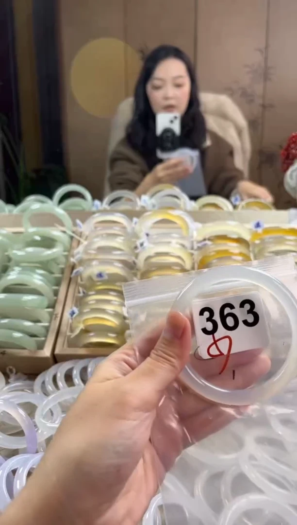 手镯玛瑙/玉髓未镶嵌363