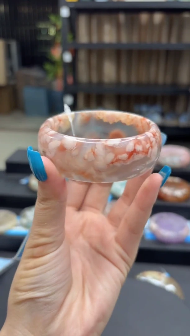 未镶嵌手镯石英质玉778(61圈)铁锈花