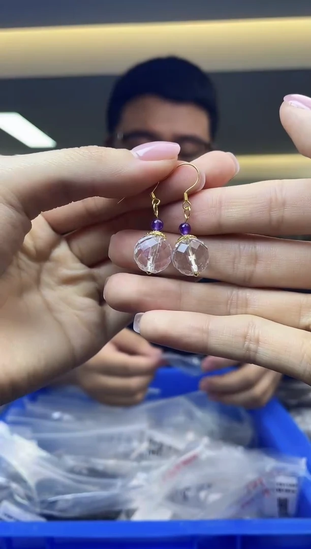 【闪购商品】水晶`未镶嵌多样性发一件