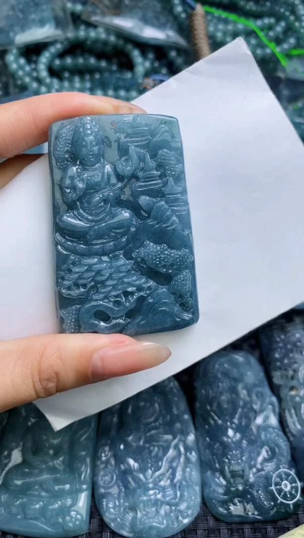 【闪购商品】翡翠颈饰未镶嵌