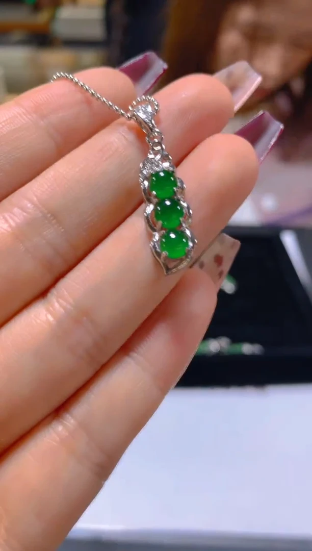 颈饰未镶嵌翡翠多样性发一