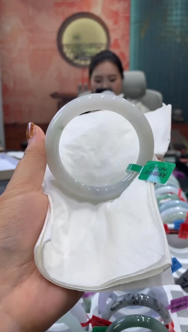 未镶嵌手镯翡翠多人00017282