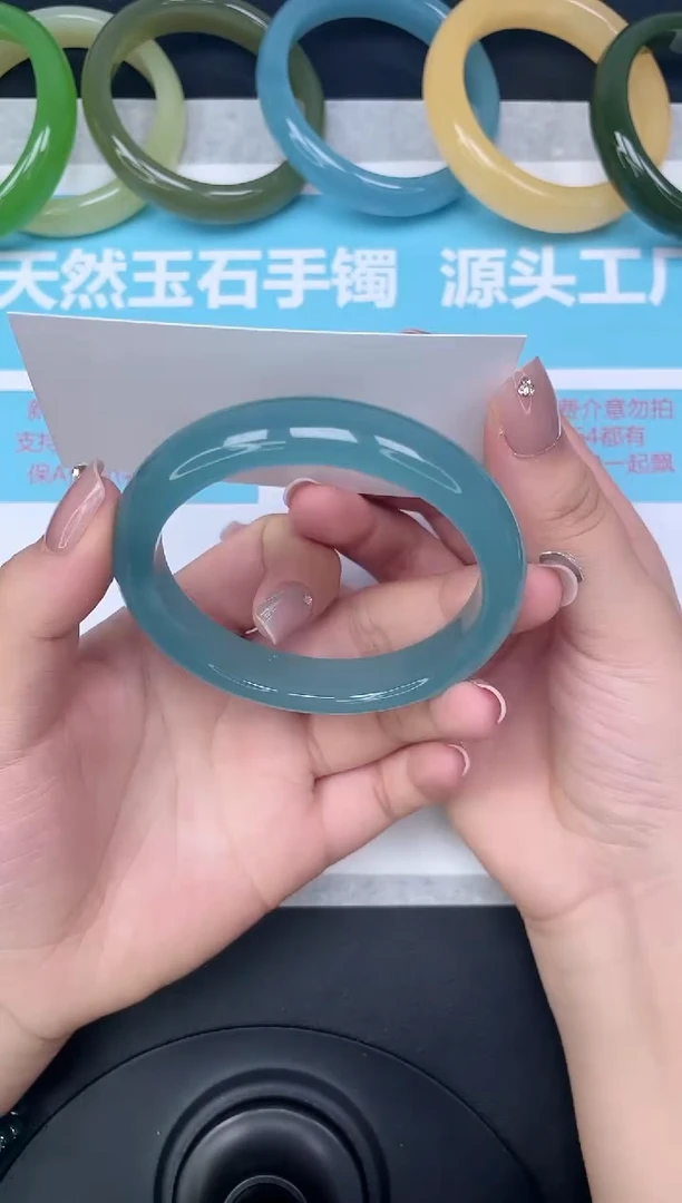未镶嵌手镯石英质玉27/59604