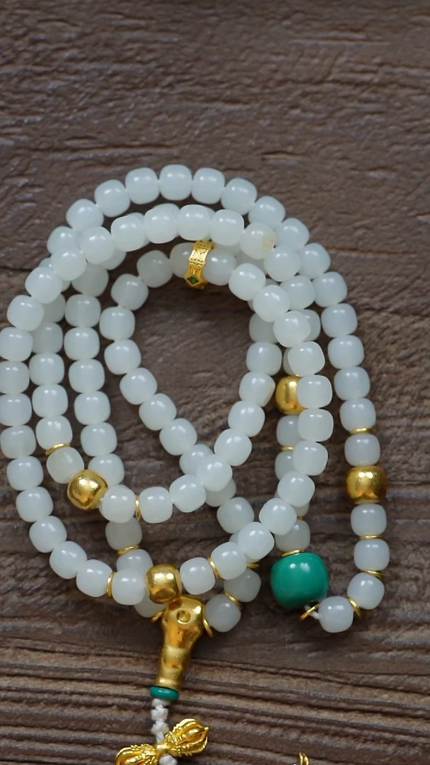 足金镶嵌和田玉挂件LUCE-80