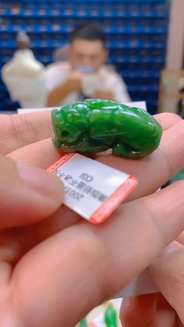 颈饰未镶嵌翡翠新号开播 全场乱卖