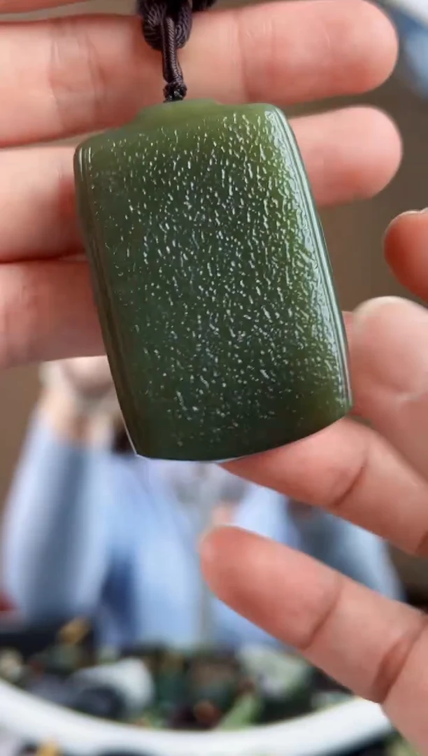 颈饰未镶嵌和田玉拍一发一