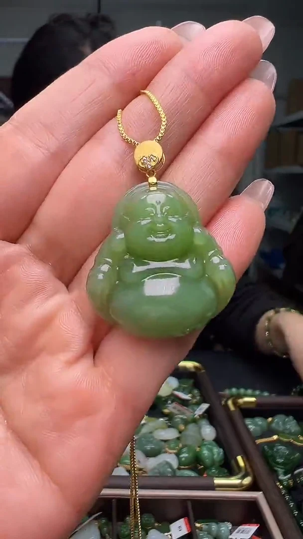 颈饰18K金镶嵌和田玉（多样性发货.发其一）11.20.40