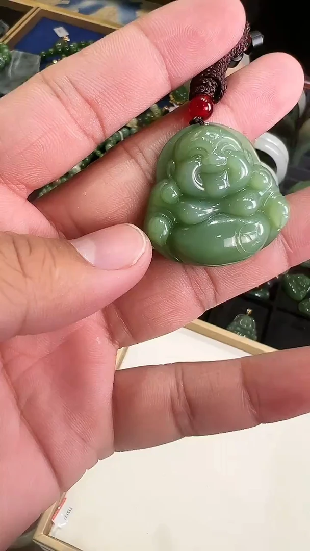 吊坠(不含链)未镶嵌和田玉哈*?多样性发一