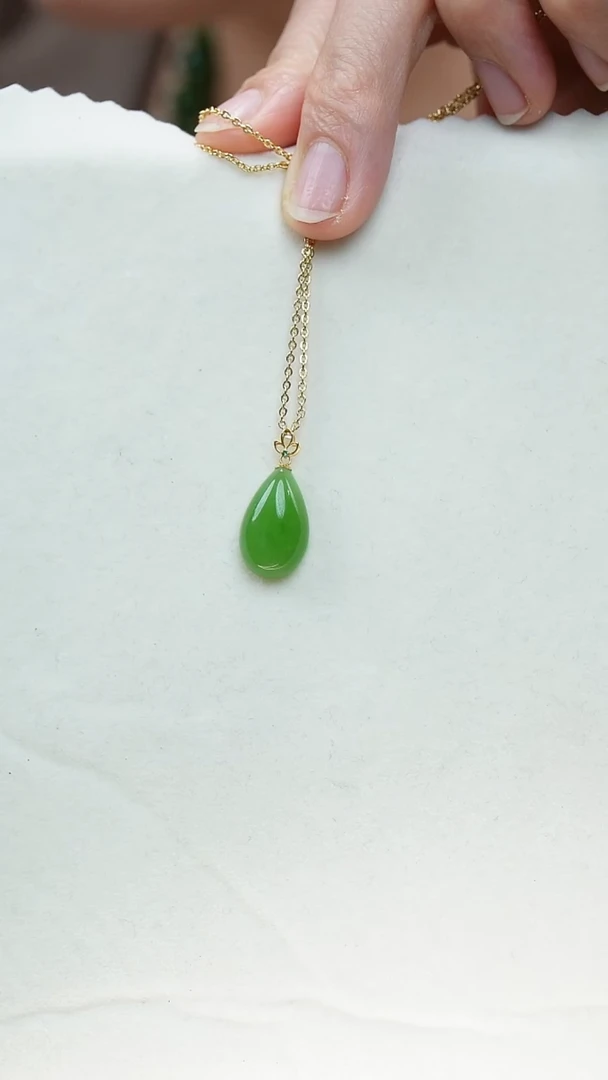 吊坠(赠链)18K金镶嵌和田玉11