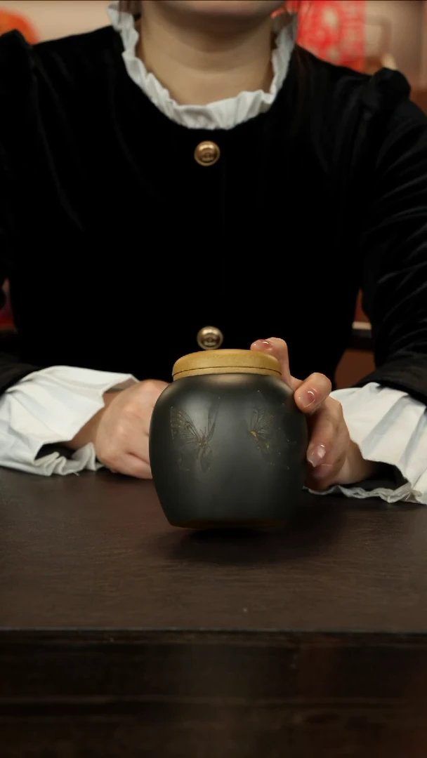 【闪购商品】紫砂茶壶直播福利小粉绿茶叶罐刻蝴蝶粉绿约100克