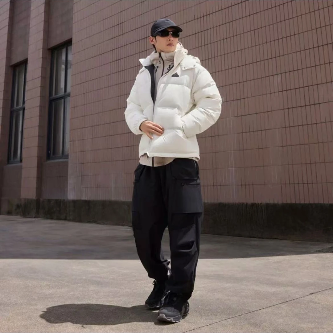 adidas阿迪达斯~男女款冬季600蓬保暖连帽鸭绒羽绒服面包服JW1649