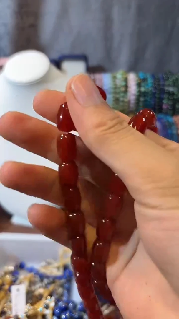 合金玛瑙/玉髓珠宝奇石红玛瑙10*13mm一条