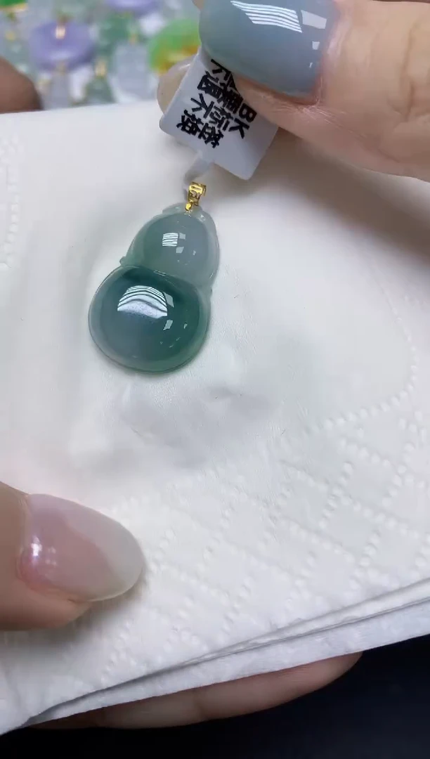翡翠18K金镶嵌颈饰天然缅甸翡翠A货