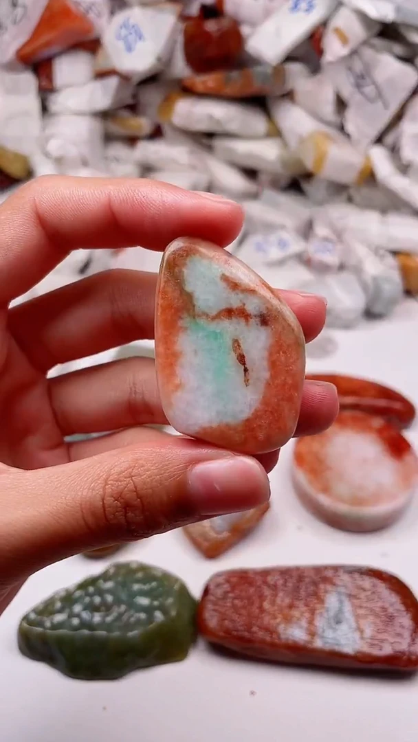 颈饰未镶嵌翡翠翡翠1