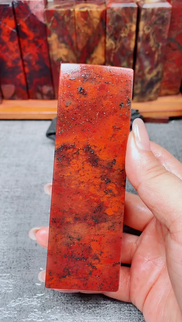 玉桂林鸡血玉素章大地水料扁章1