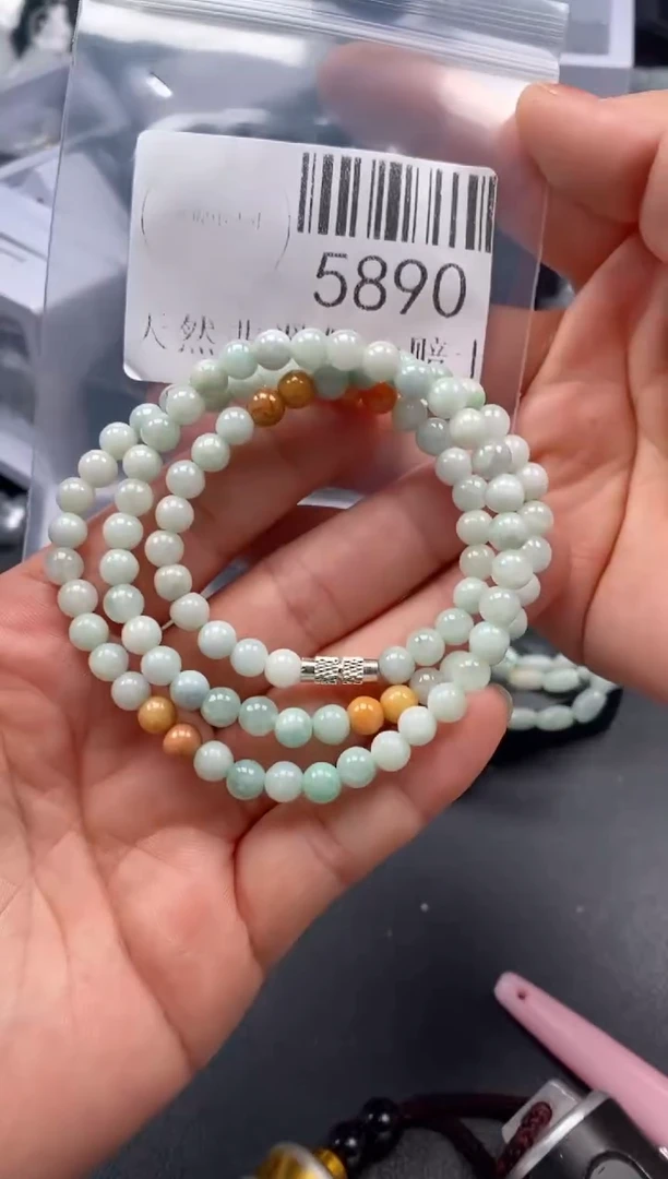 翡翠未镶嵌吊坠(不含链)5890