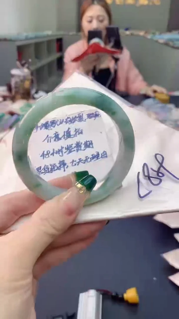 翡翠手镯未镶嵌0114249920