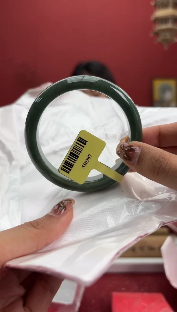 【闪购商品】翡翠手镯未镶嵌13手镯