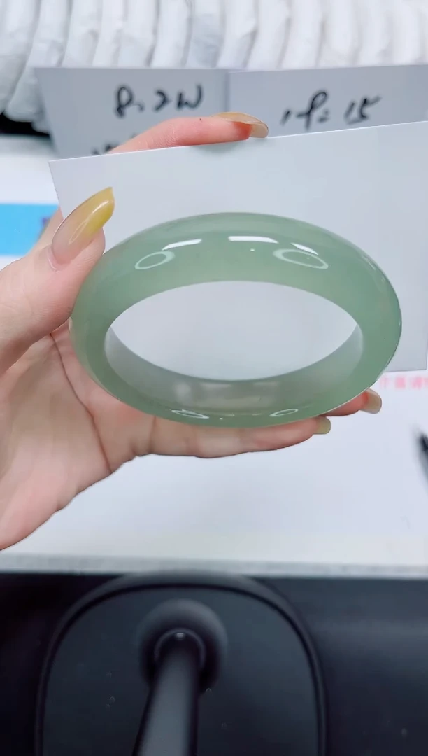石英质玉手镯未镶嵌461