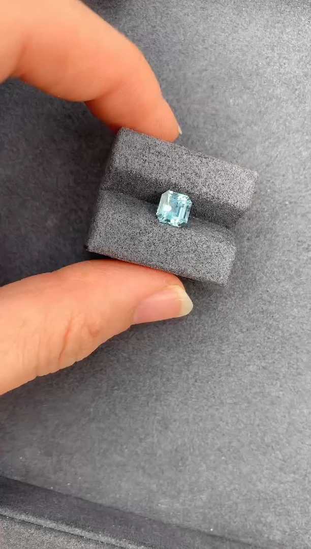 【闪购商品】海蓝宝石裸石未镶嵌1.2ct海蓝宝石