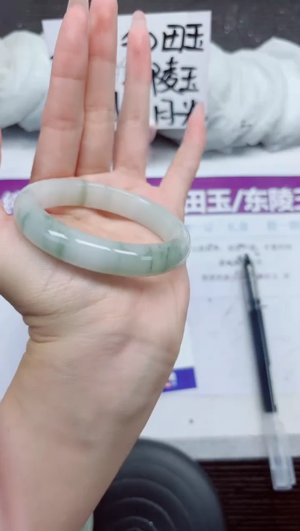 未镶嵌手镯石英质玉A29-51.52
