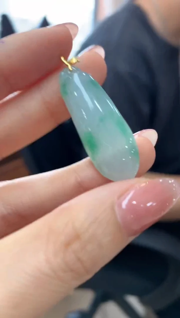 吊坠(不含链)18K金镶嵌翡翠福瓜