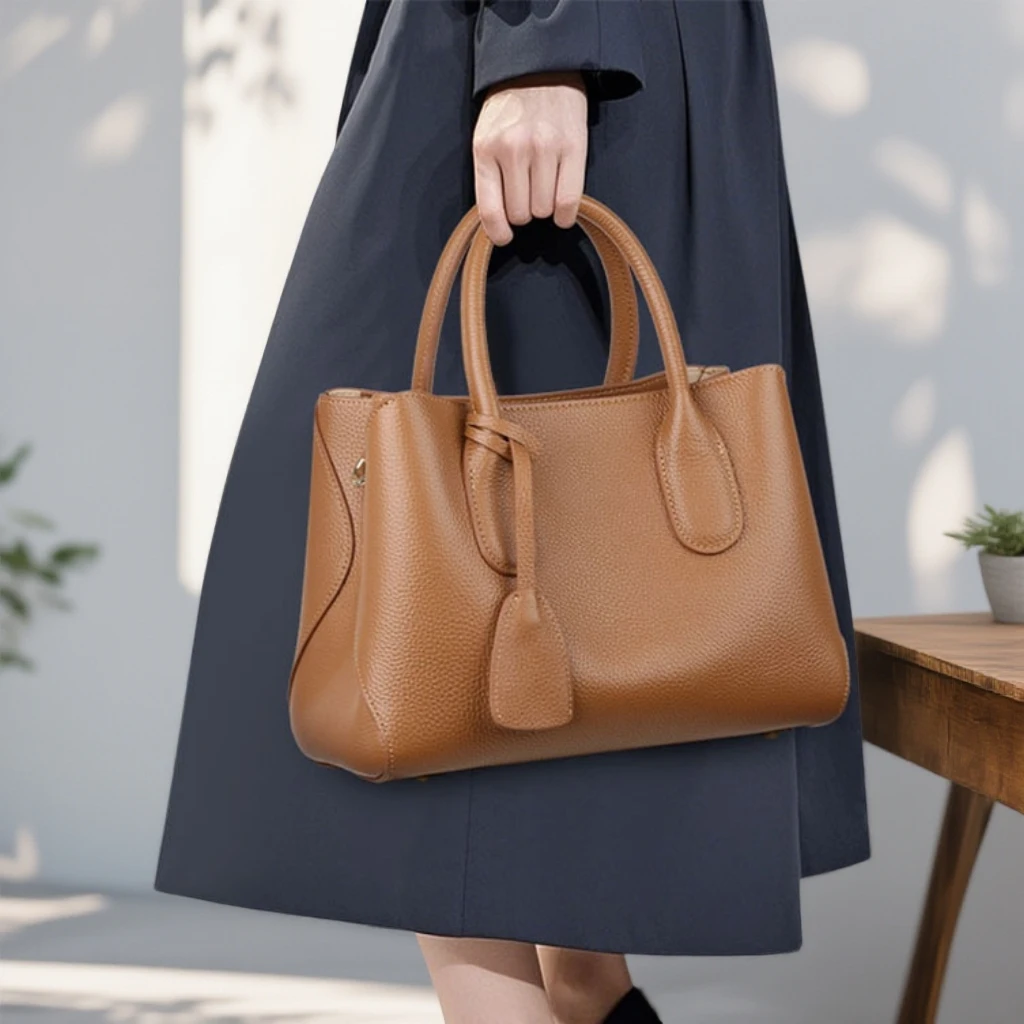 斜挎包女单肩包女大容量斜挎小包白色包包女大容量出行方便妈妈包