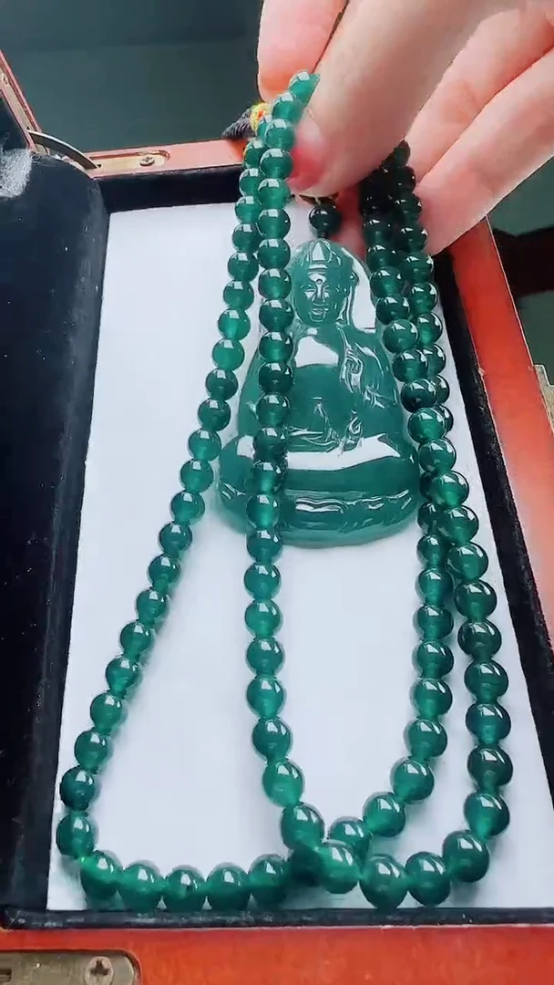颈饰未镶嵌翡翠多样性发其一
