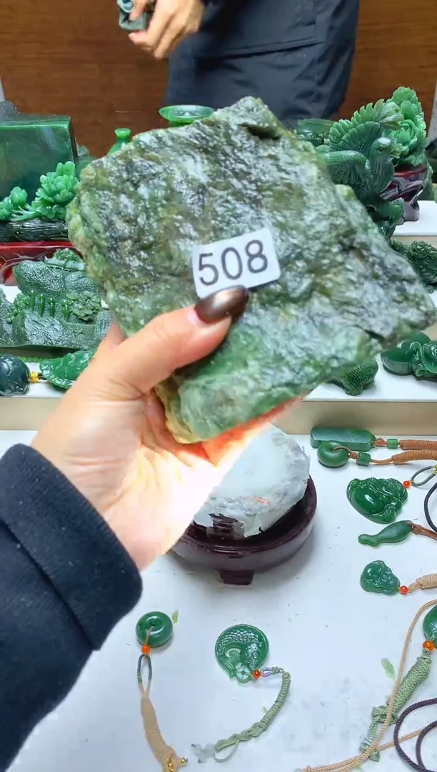 未镶嵌和田玉摆件1